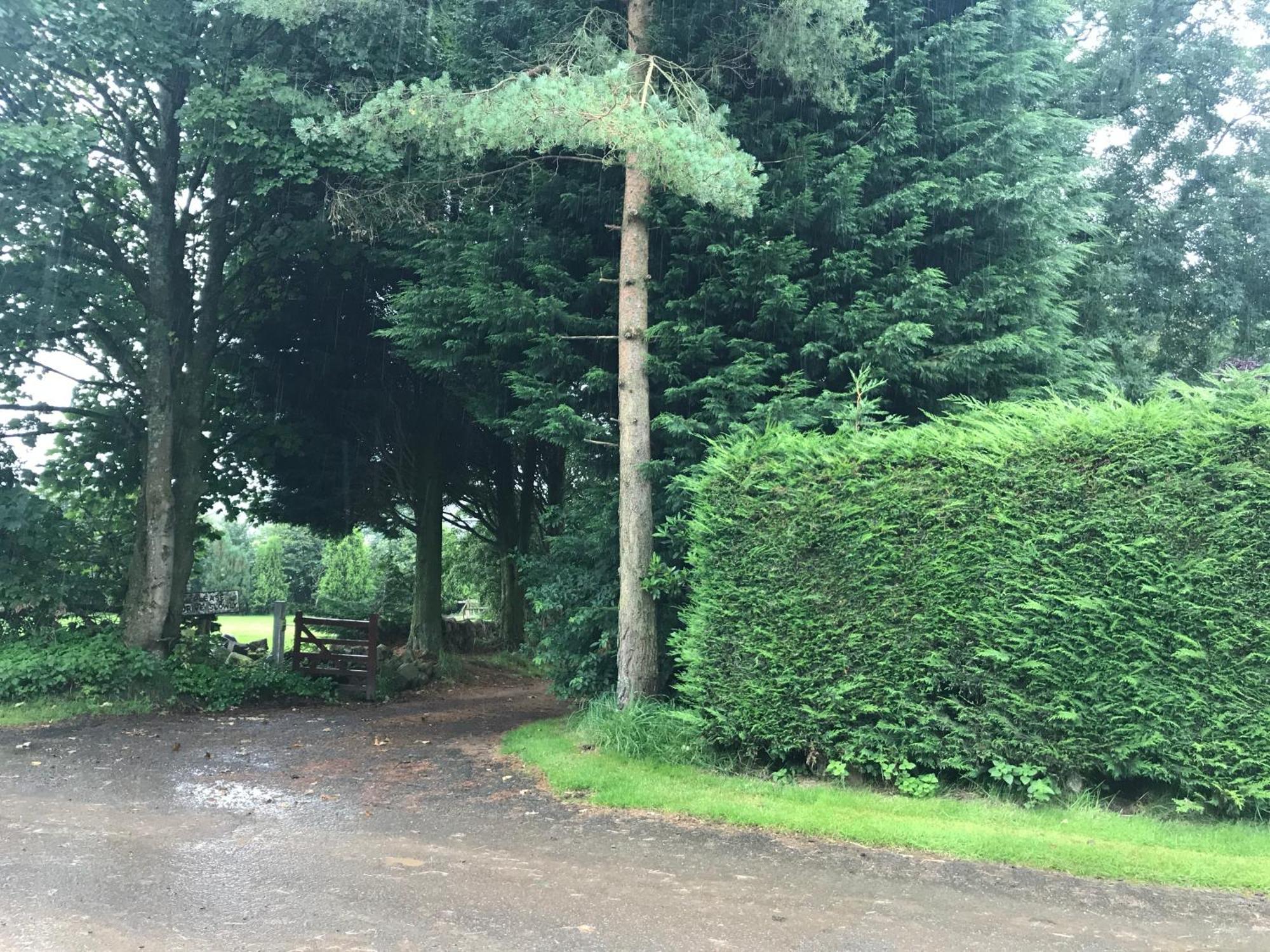 The Stables Near Glasgow Balmore Εξωτερικό φωτογραφία